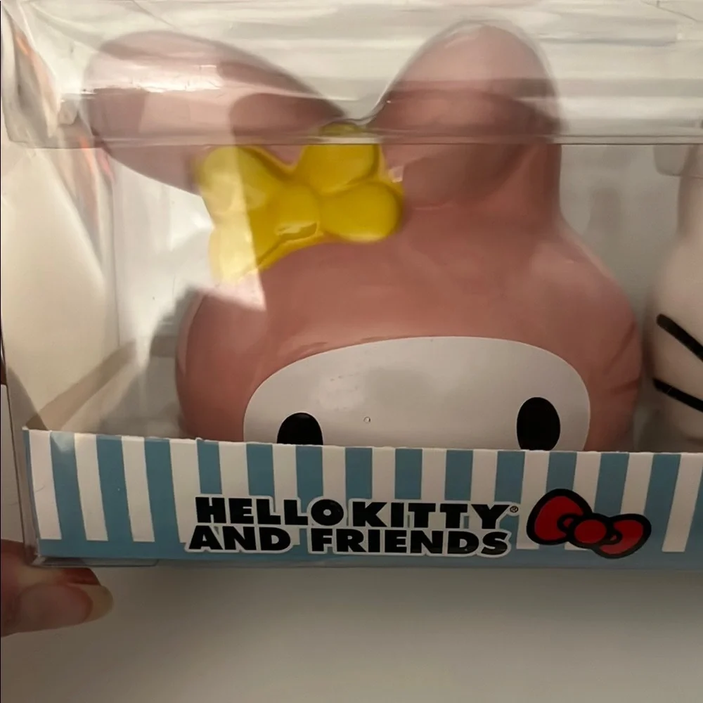 Hello Kitty and Friends Ceramic Salt & Pepper Shaker Set, NWT